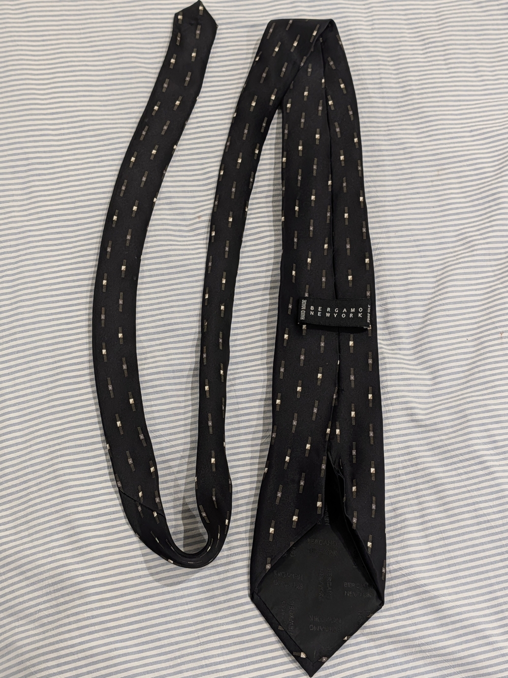 100% Silk Handmade Bergamo New York Black Patterned Men's Tie